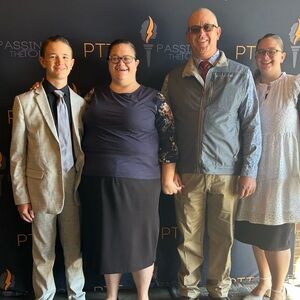 Meet your Posher, Nikki Kast